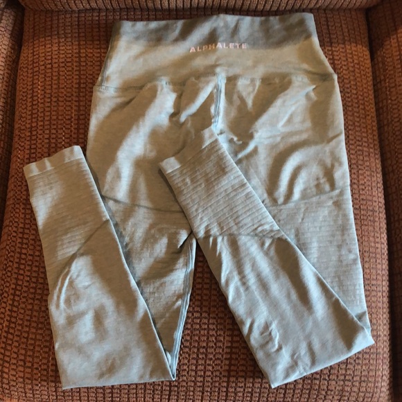 Alphalete Leggings Large - Picture 2 of 3